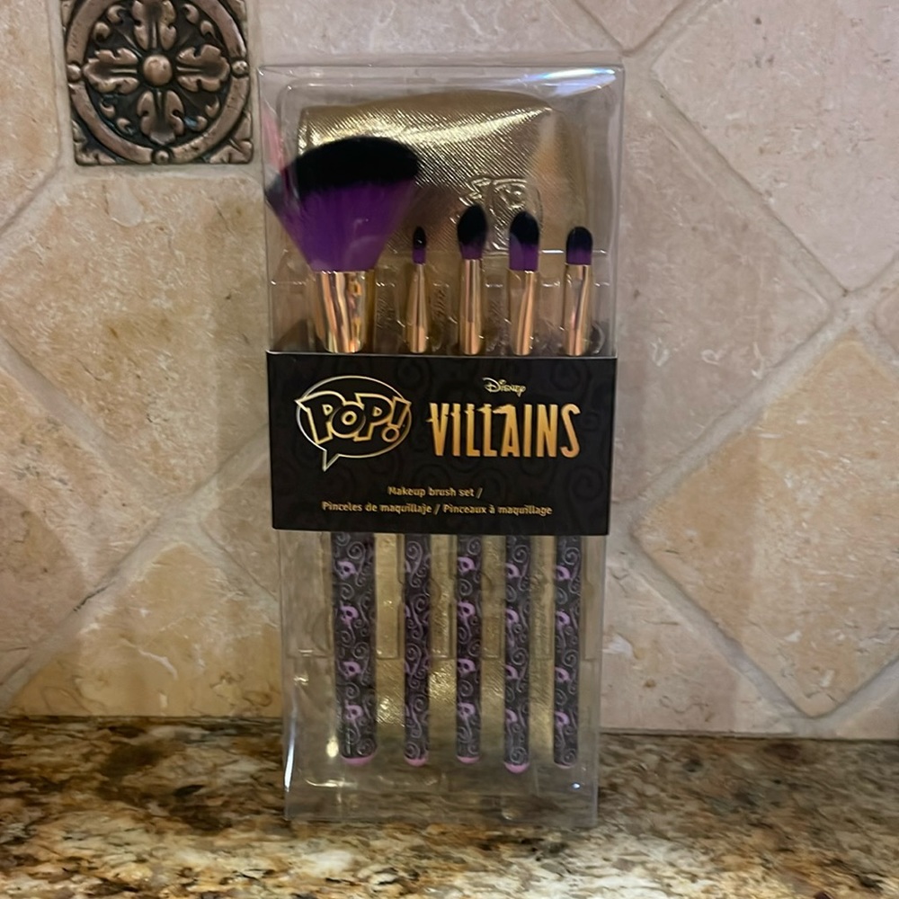 Pop Funko Villains Makeup Brush set Evil Queen